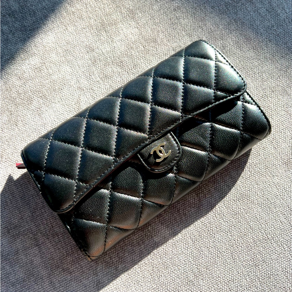 Chanel black leather wallet